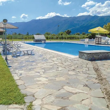 Awesome In Holiday home Kamena Vourla