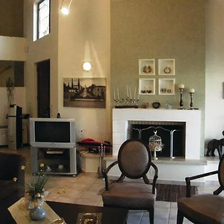 Holiday home Awesome In