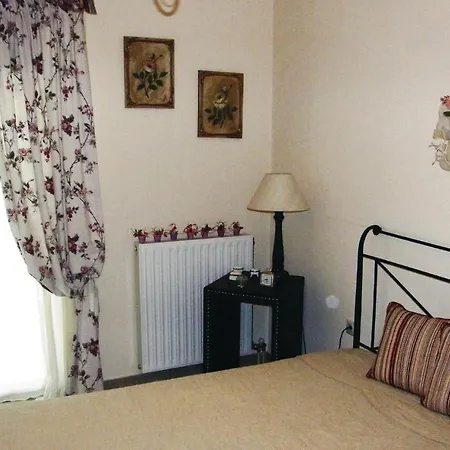 Awesome In * Kamena Vourla